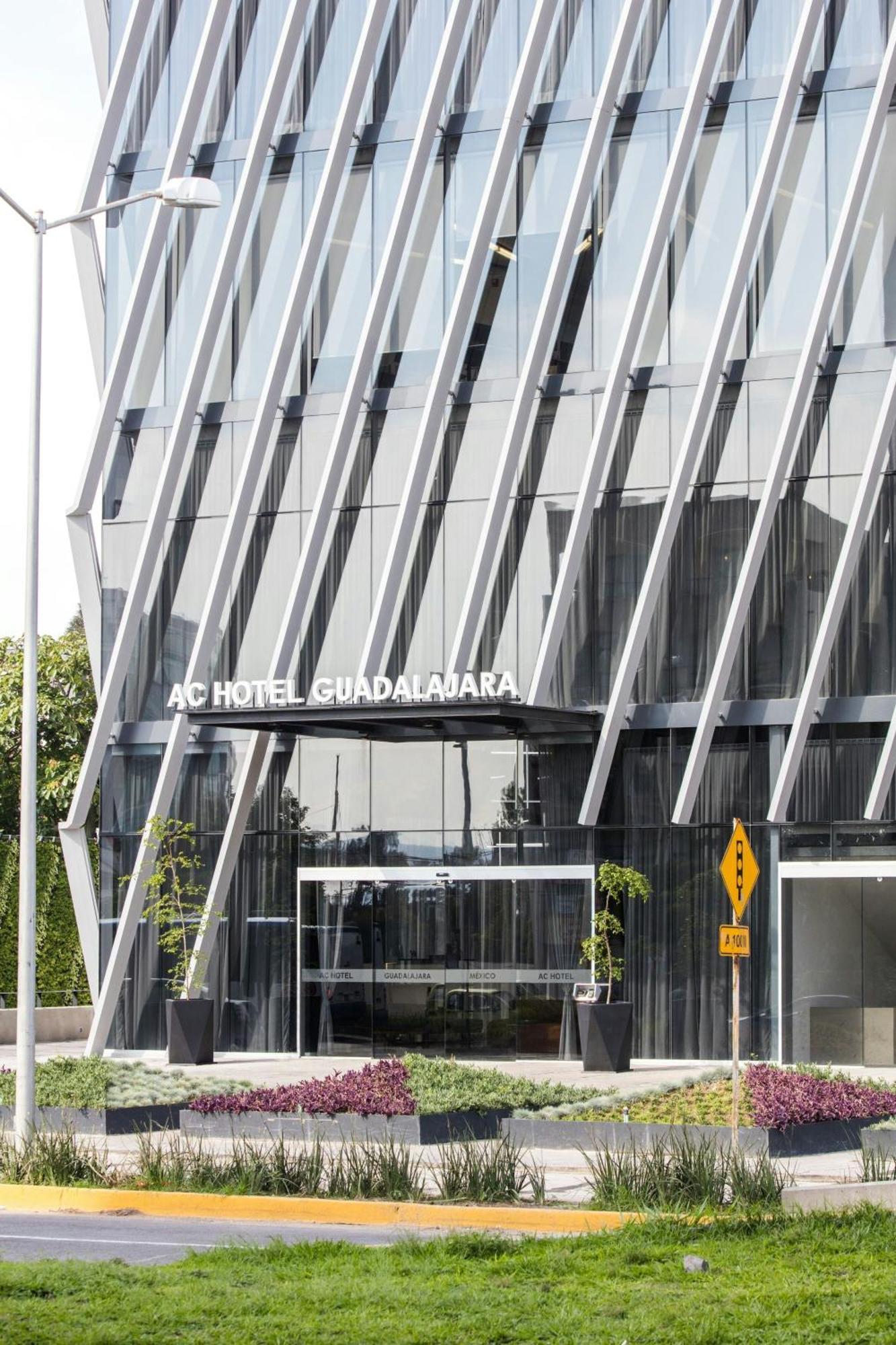 Ac Hotel By Marriott Guadalajara Mexico Екстер'єр фото
