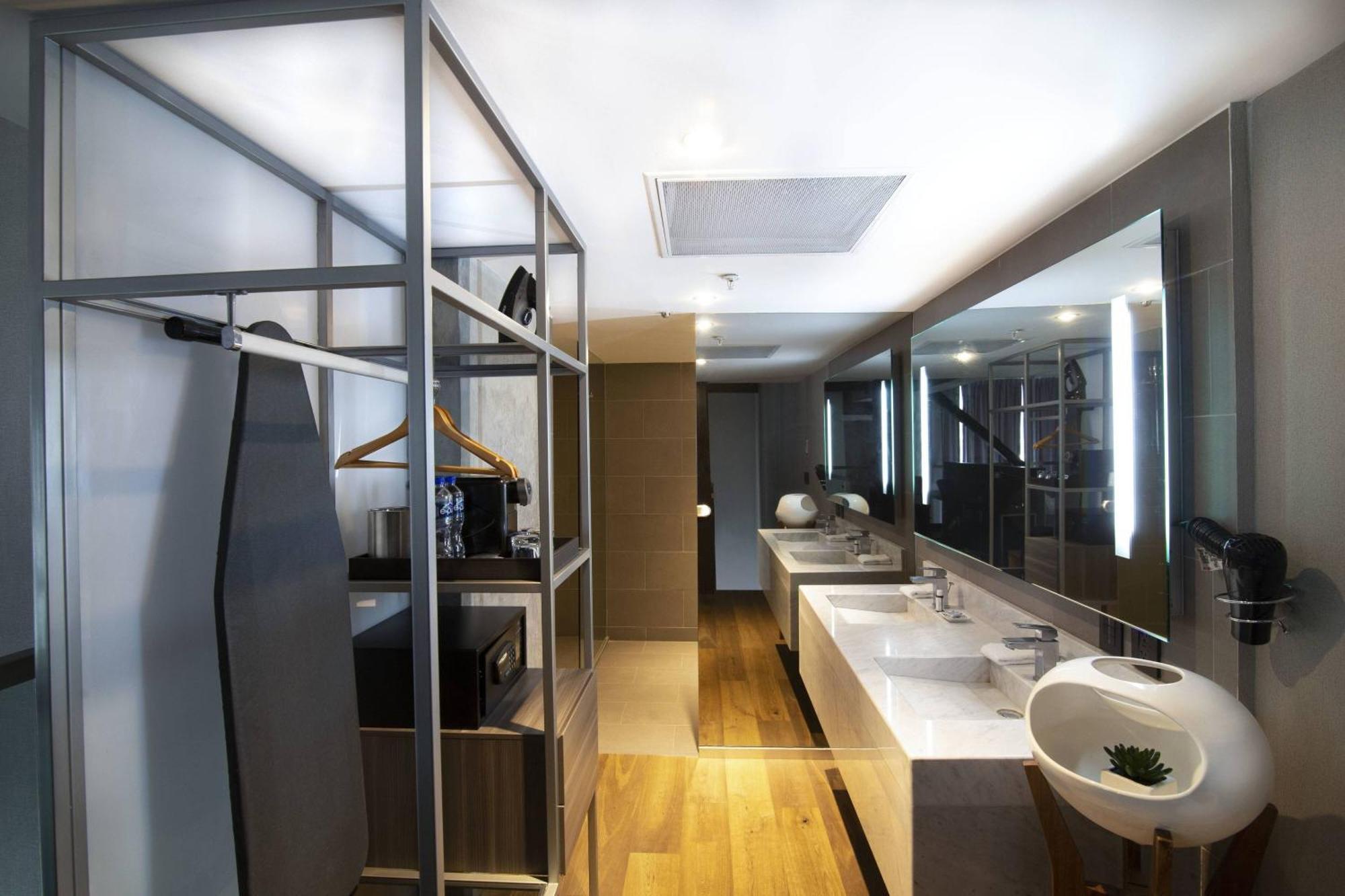 Ac Hotel By Marriott Guadalajara Mexico Екстер'єр фото