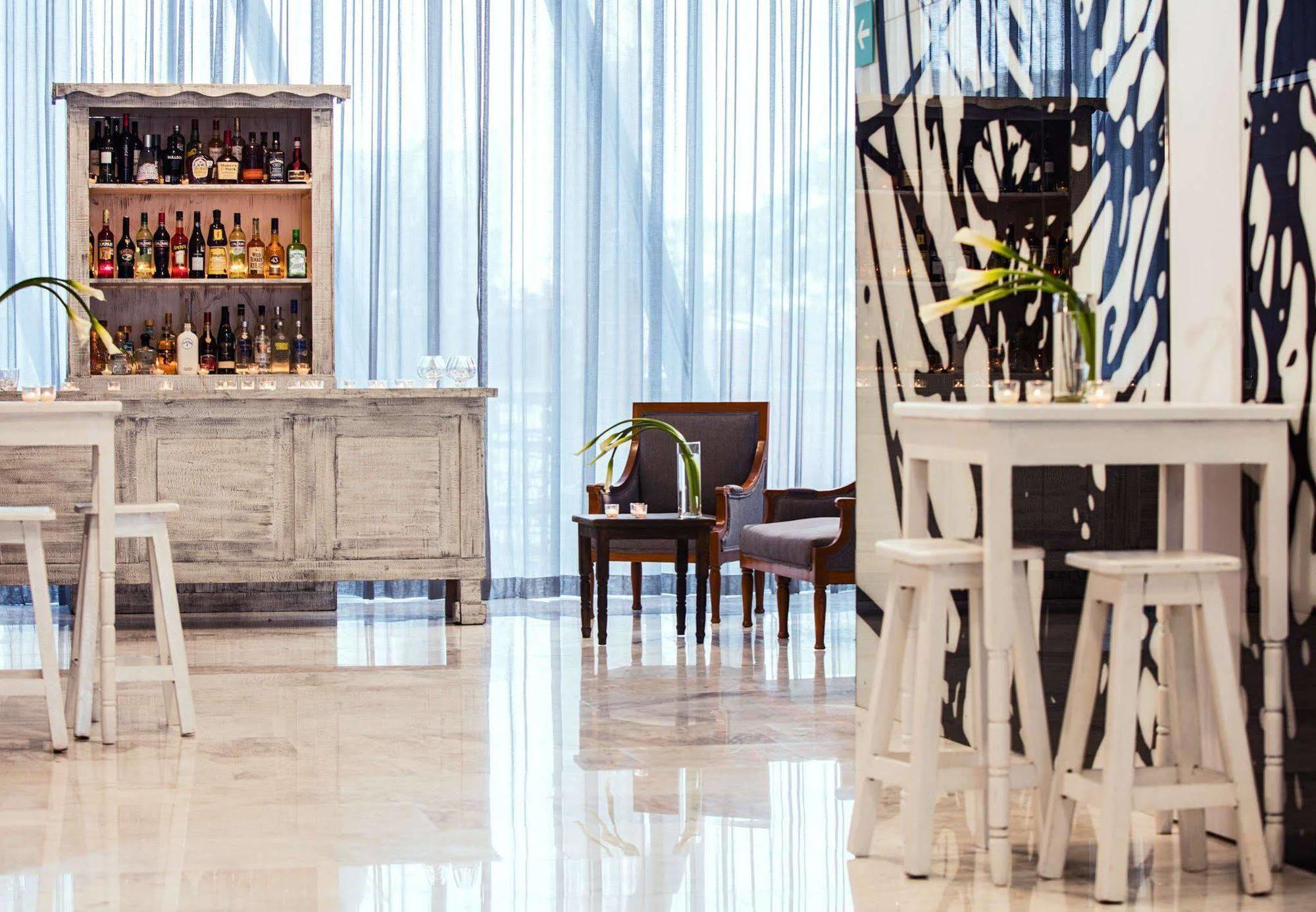 Ac Hotel By Marriott Guadalajara Mexico Екстер'єр фото